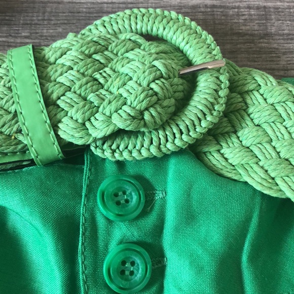 Giorgiana by Naji Linen Capris - Picture 6 of 10